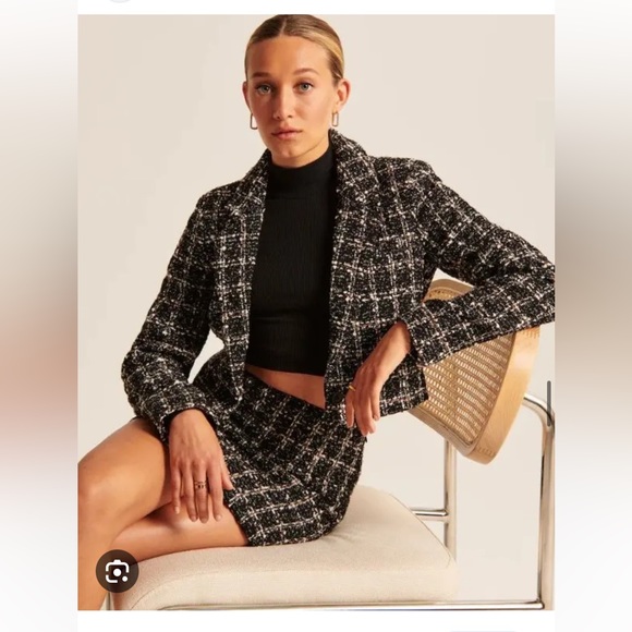 Abercrombie & Fitch Other - Abercrombie Tweed Cropped Blazer and Mini Skorts Set